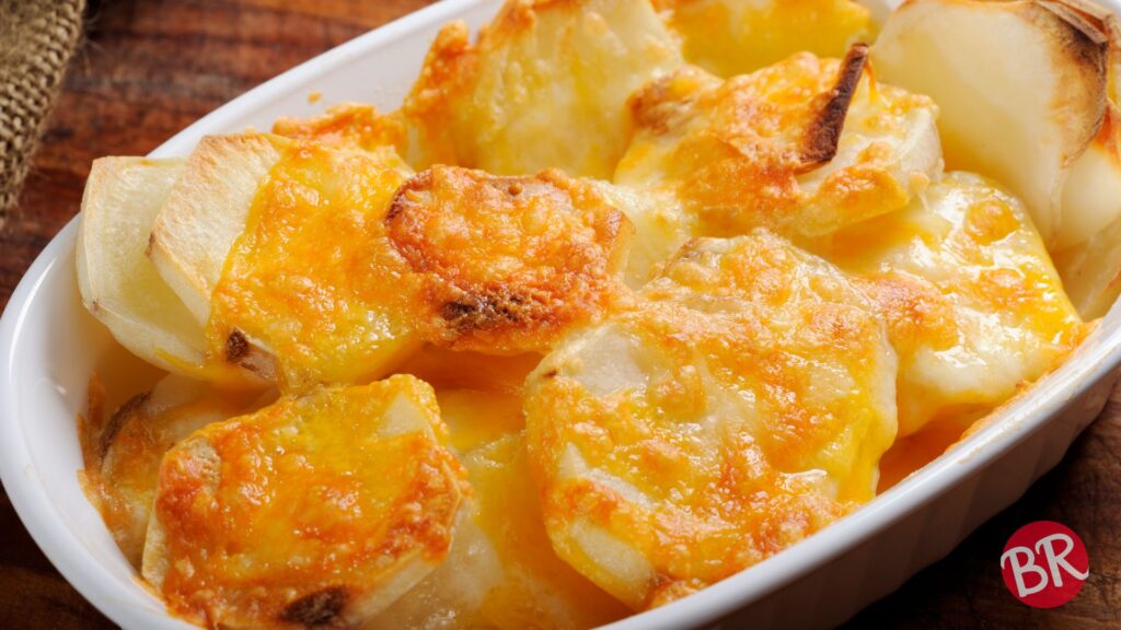 Gratinado de Batata com Queijo Douradinho Simples, Cremoso e Irresistível!