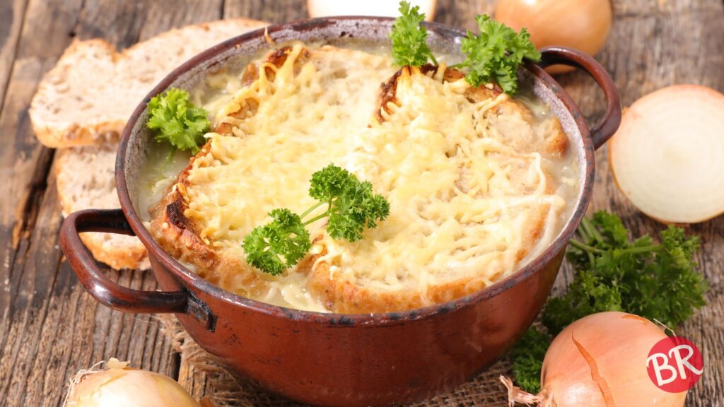 Sopa de Cebola Gratinada Uma Explosão de Sabor e Conforto!